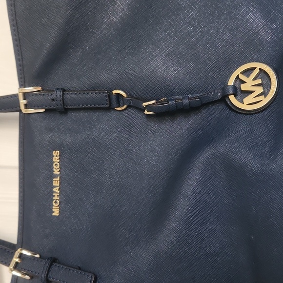 Michael Kors Shoulder  Bag - Picture 4 of 17